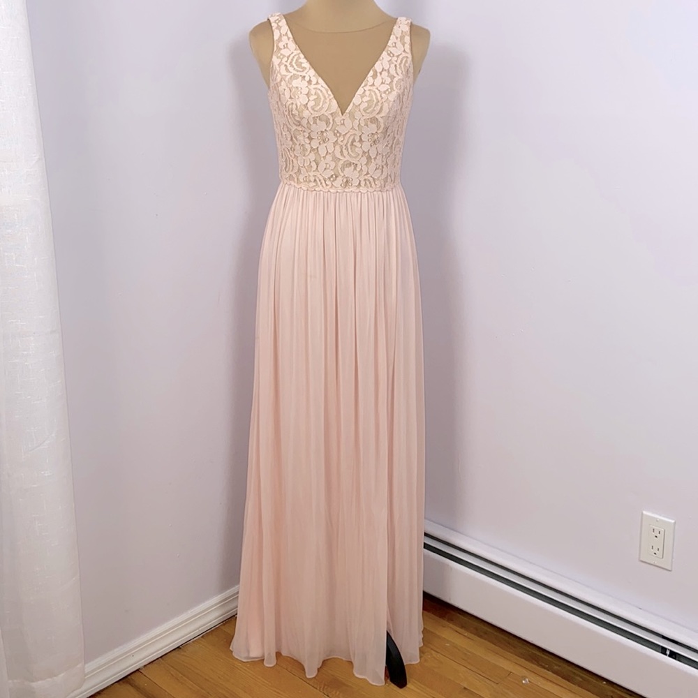 David’s Bridal Illusion V-neck Lace & Mesh Side Slit Pale Pink Dress Size 4